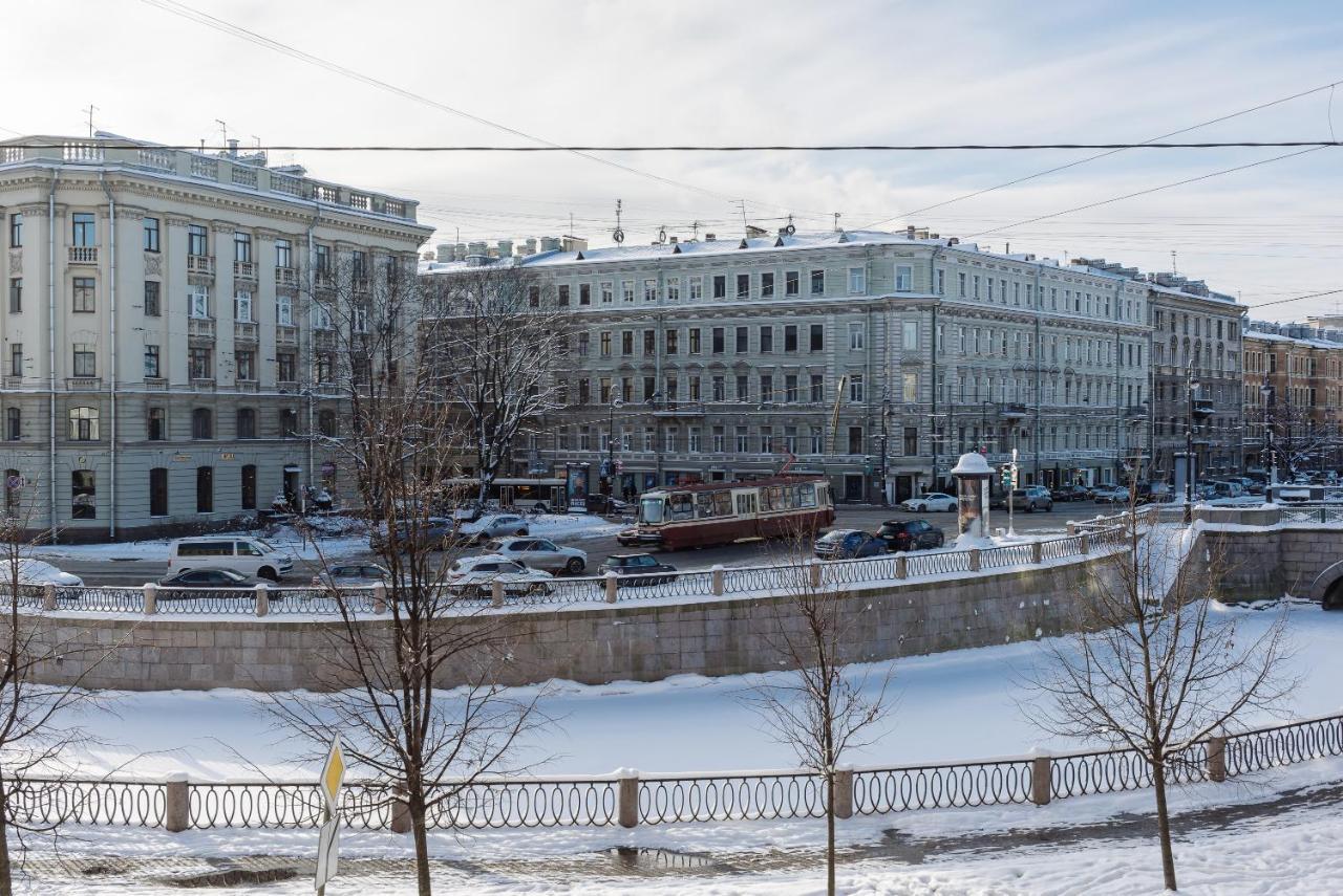 Simple Bon Voyage Hotel Saint Petersburg Exterior photo